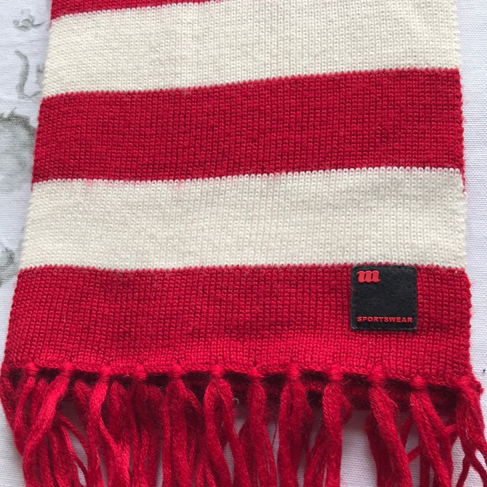 Scarf - Picture 2 of 3